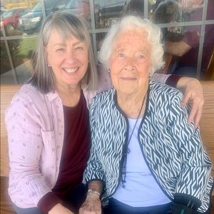 Meet your Posher, Leanne